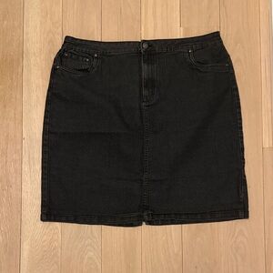 Basic Editions Classic Black Denim Skirt, Size XXL